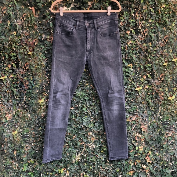 levis 519 leg opening